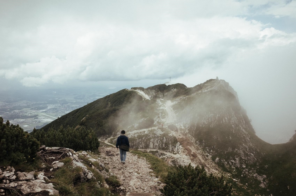 Una strada in salita